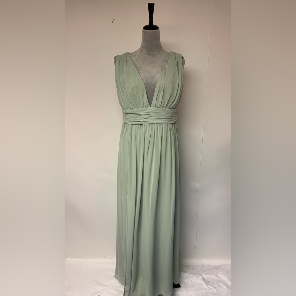 Levkoff Gown Maxi Prom Formal Black Tie Special Event Elegant Flowy Womens Sz 16